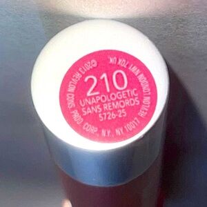 Revlon Colorburst Matte Balm in Unapologetic #210